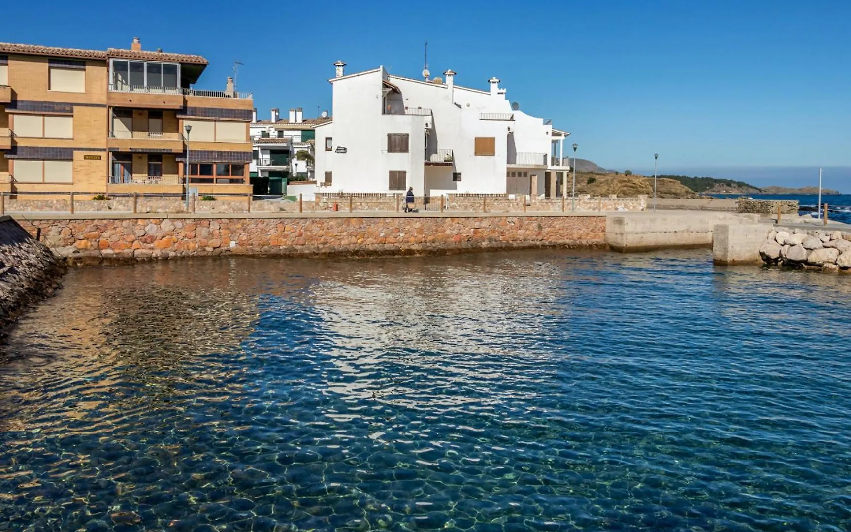 Apartment Sant Carles 231 Apartamento Con Vistas Al Mar Girona Spain